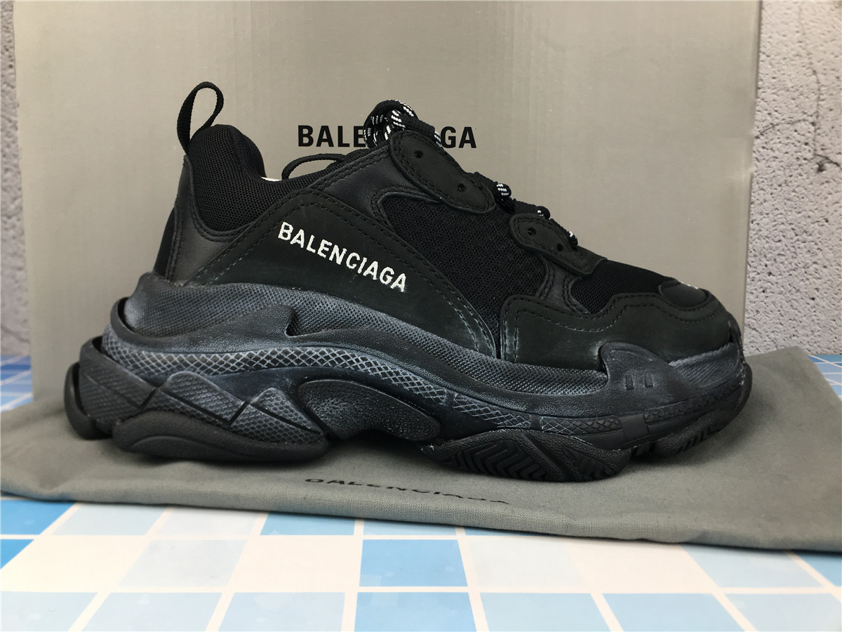 G5 Batch Balenciaga Triple S Black 172342M237002